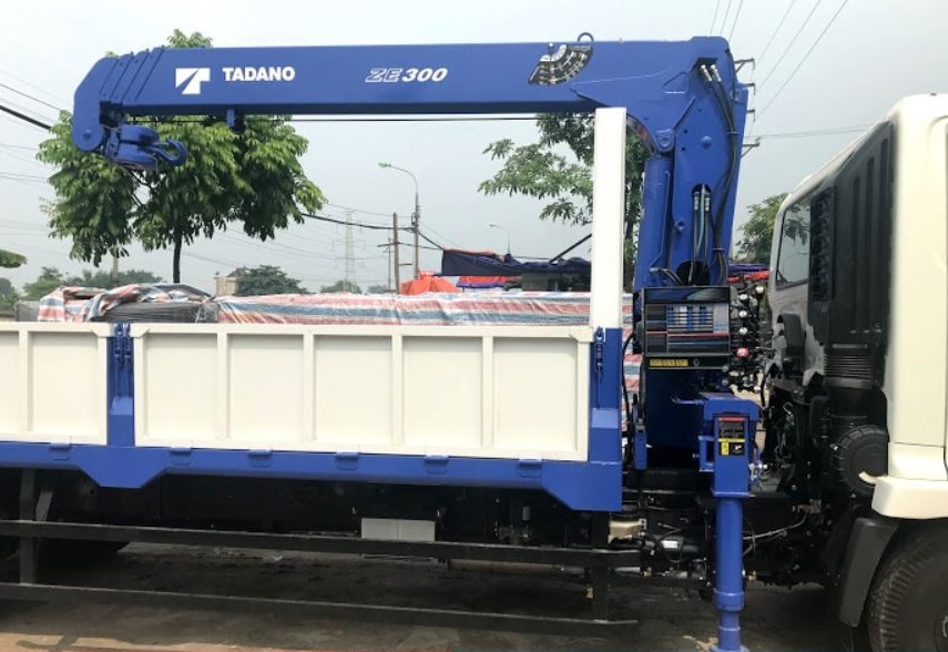 XE TẢI HINO 3 CHÂN FL8JT7A GẮN CẨU 5 TẤN TADANO TM-ZE503H