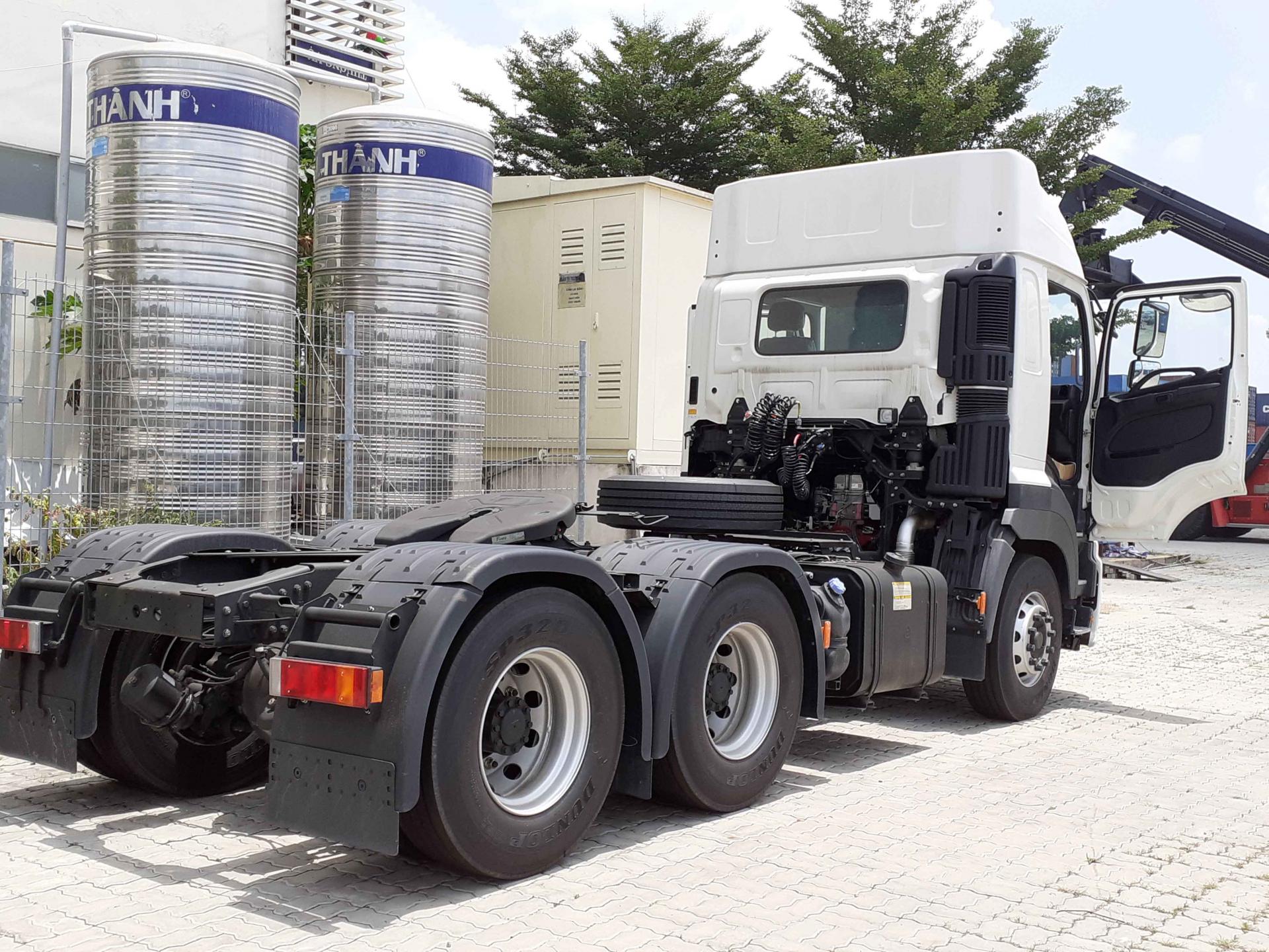 XE ĐẦU KÉO HINO SS2P NHẬP KHẨU